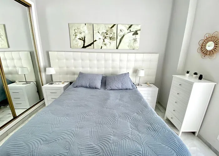 Vime Iv East Swimming Pool, Gym &