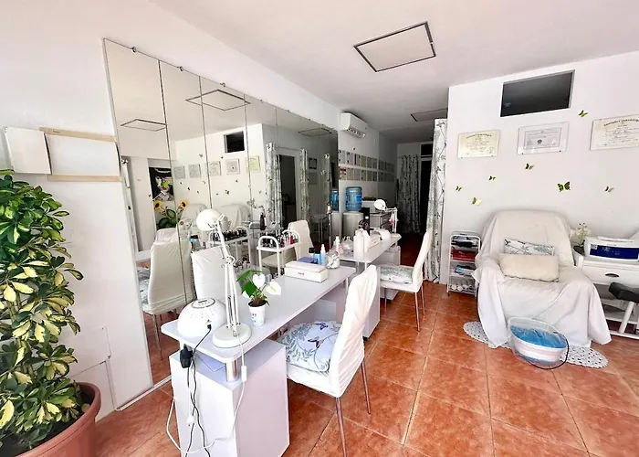 Vime Iv East Swimming Pool, Gym & Apartman Marbella