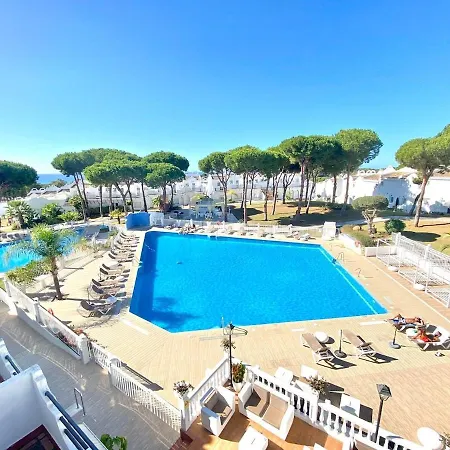 Vime Iv East Swimming Pool, Gym & Apartament